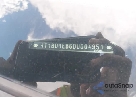 2013 Toyota Avalon Hybrid Xle Premium from USA, damaged, VIN 4T1BD1EB6DU004951